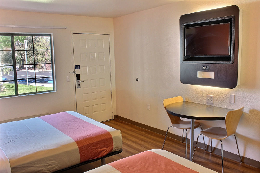Motel 6-Paso Robles, Ca ภายนอก รูปภาพ