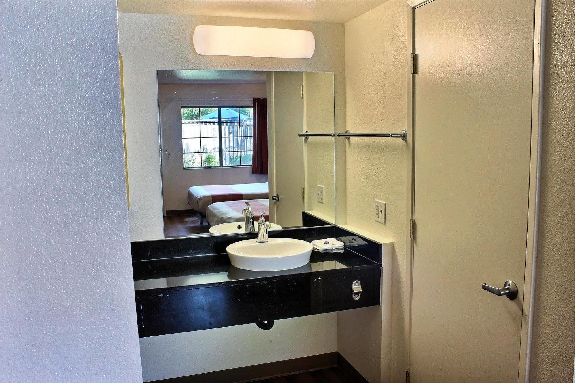 Motel 6-Paso Robles, Ca ภายนอก รูปภาพ