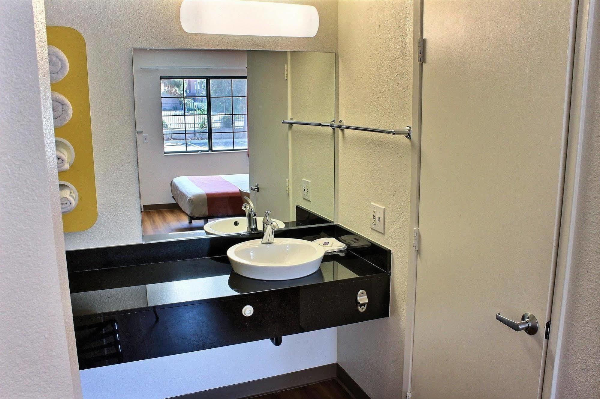 Motel 6-Paso Robles, Ca ภายนอก รูปภาพ