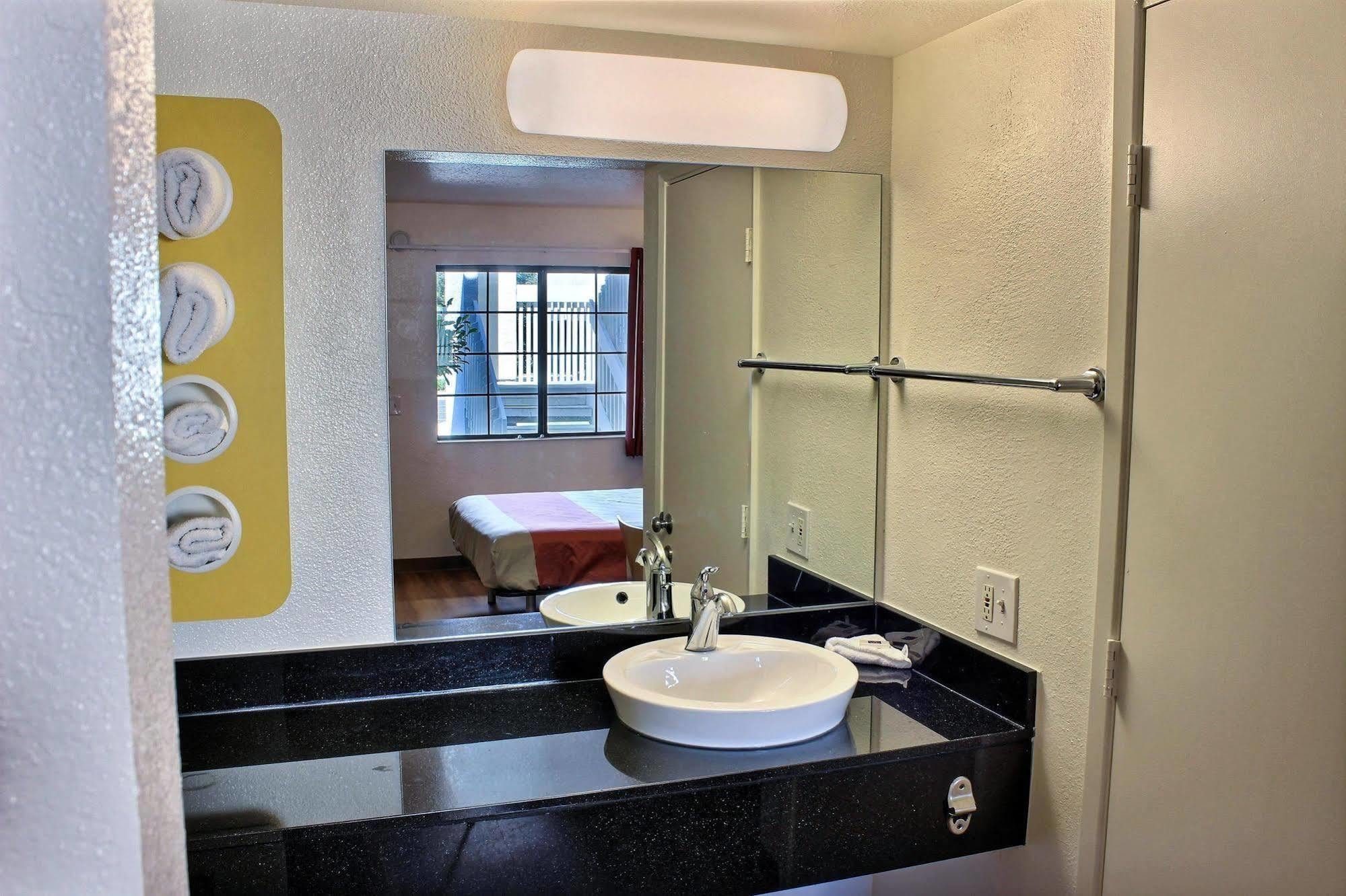 Motel 6-Paso Robles, Ca ภายนอก รูปภาพ