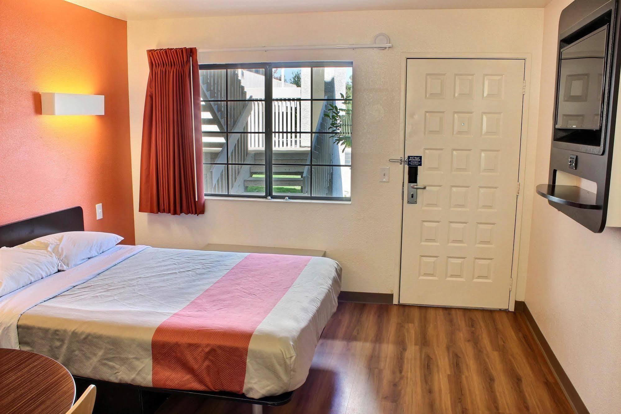 Motel 6-Paso Robles, Ca ภายนอก รูปภาพ