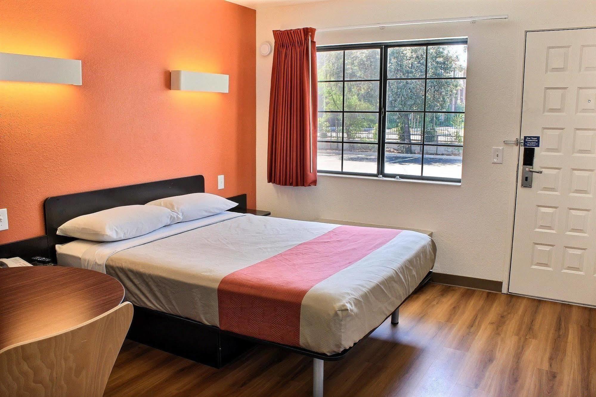 Motel 6-Paso Robles, Ca ภายนอก รูปภาพ
