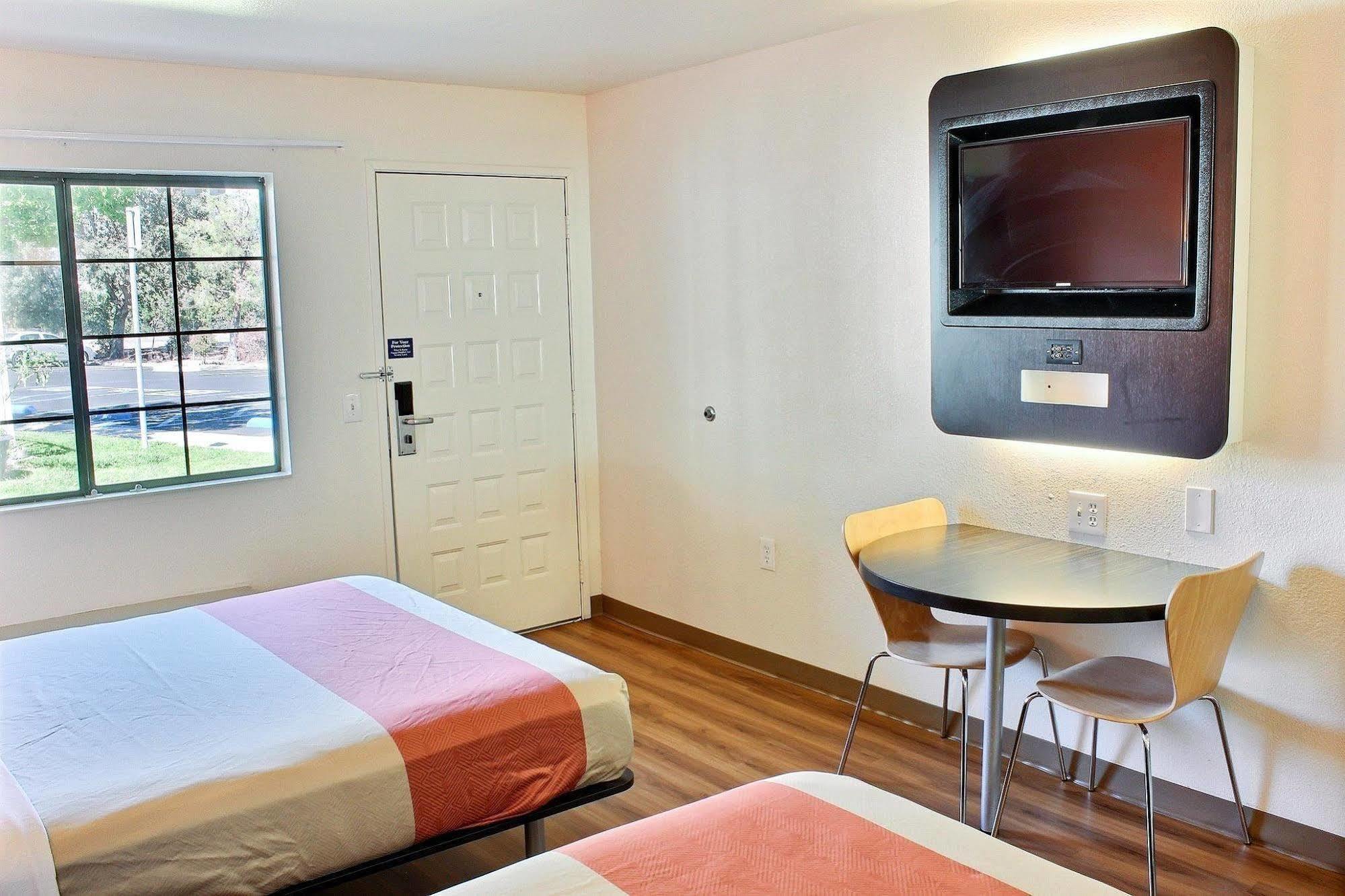 Motel 6-Paso Robles, Ca ภายนอก รูปภาพ